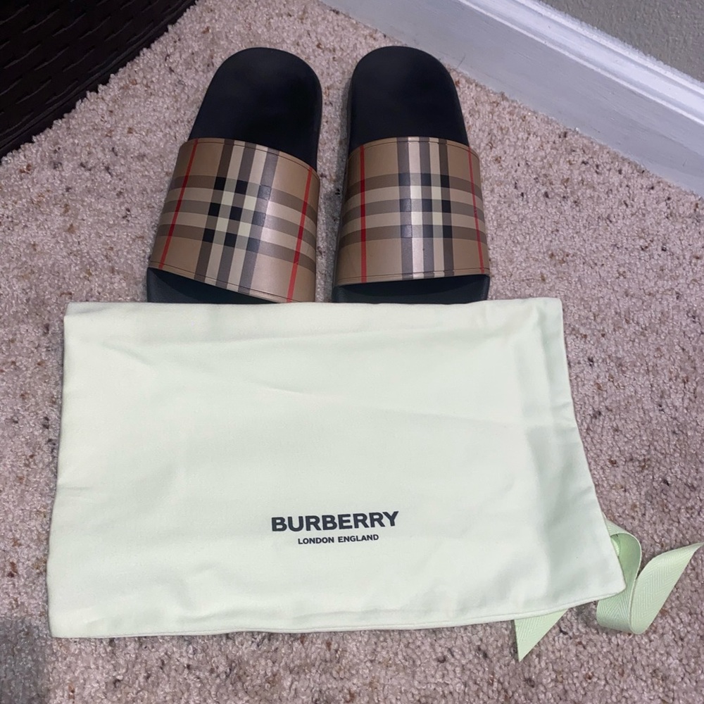 Burberry Men's slides size: 45 - Picture 6 of 6